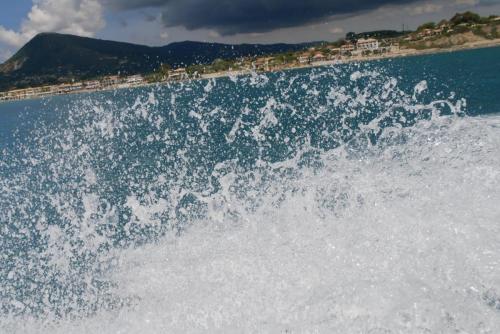 Greece I4picture IJkema Zakynthos Turtle  Island Splashing Water