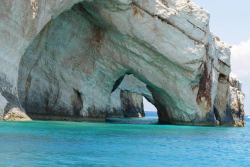 Greece I4picture IJkema Blue Cave Rock
